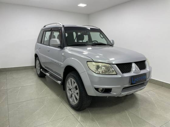 MITSUBISHI PAJERO TR4 2.0 4X2 16V 140CV FLEX 4P AUTOMÁTICO